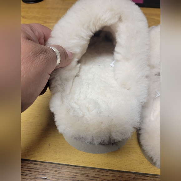 BearPaw shoes - Picture 6 of 10